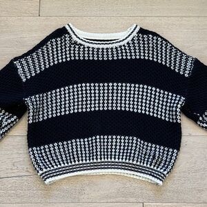 SHEIN Open Stitch Yarn Sweater in Navy/White Size Large 8/10